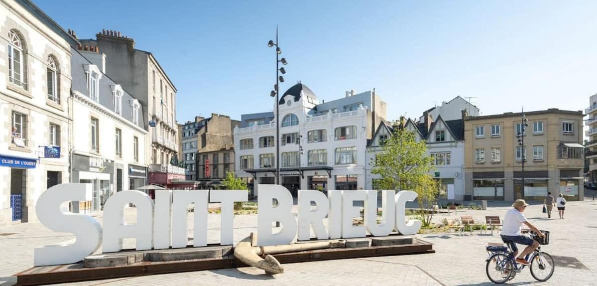 Le Nid Briochin Studio Au Coeur De Saint-Brieuc Bagian luar foto